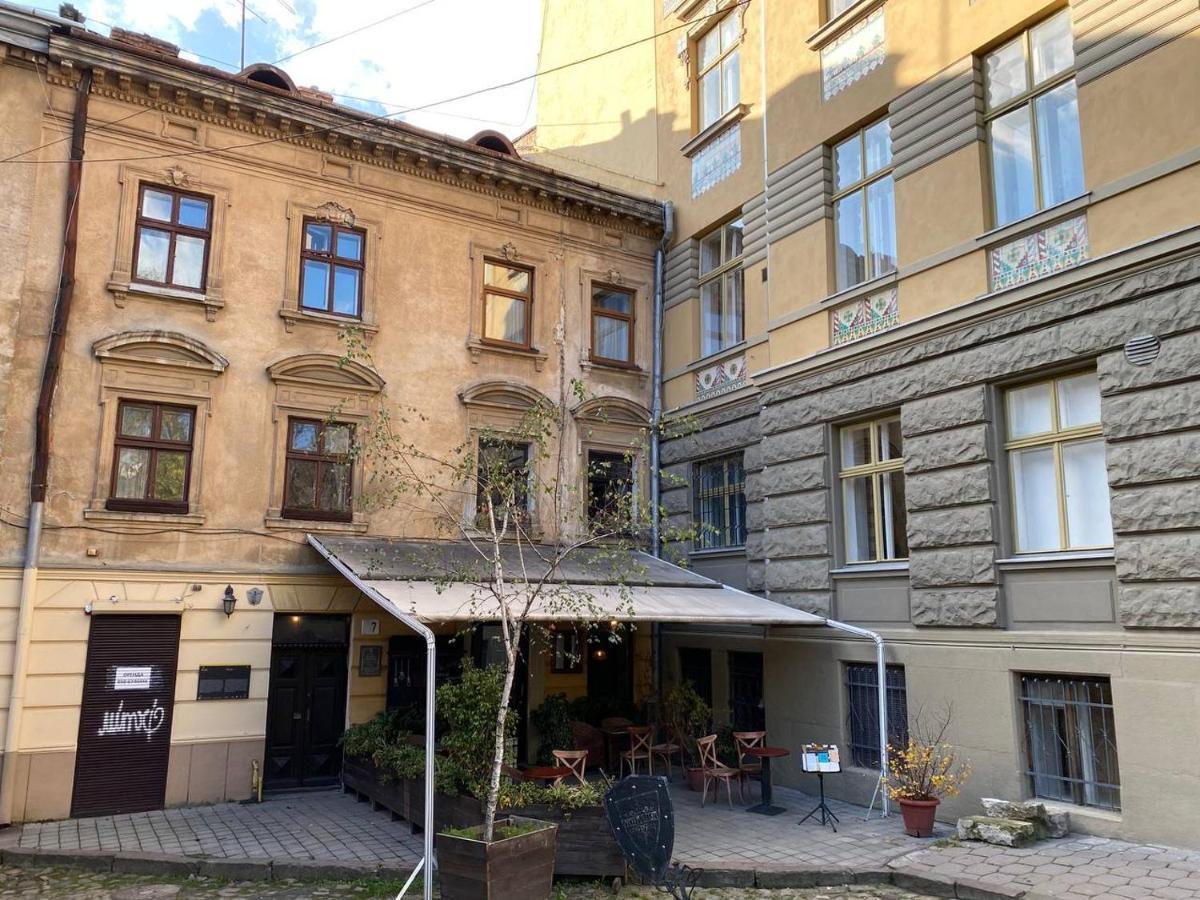 Багатомісні Апартаменти На Арсенальній Leópolis Exterior foto
